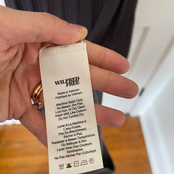 Wilfred Free Bioko Mockneck Dress! - Picture 4 of 6